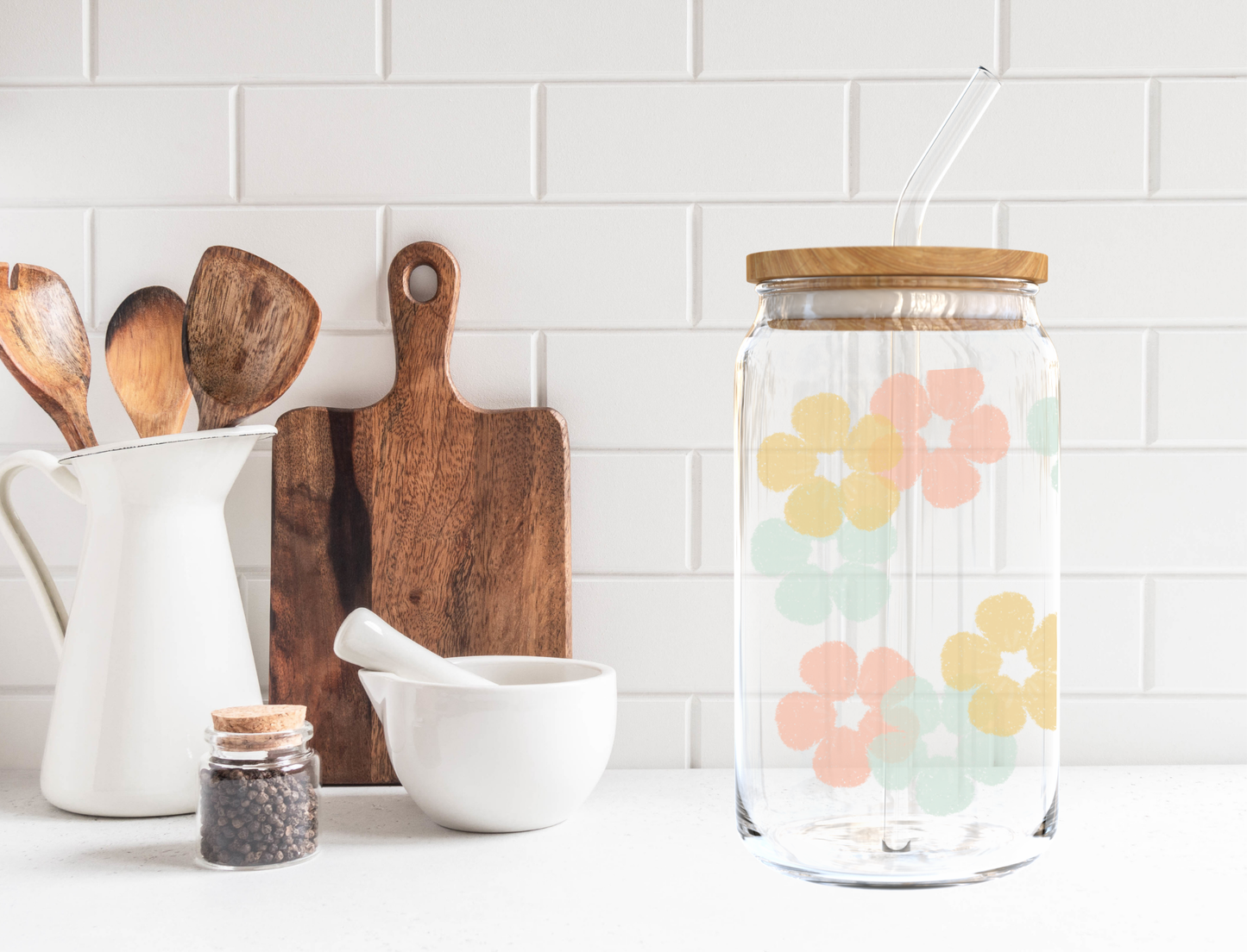 Spring Floral Glass Cup w/ Lid and Straw