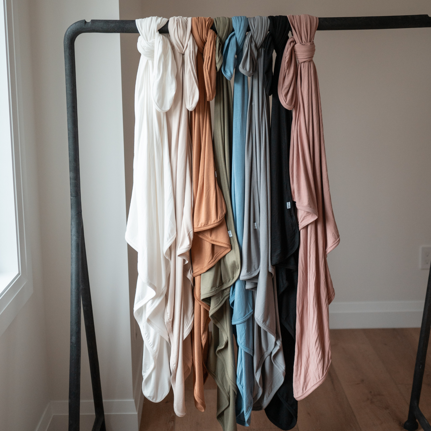 Bamboo Stretch Swaddle | Caramel