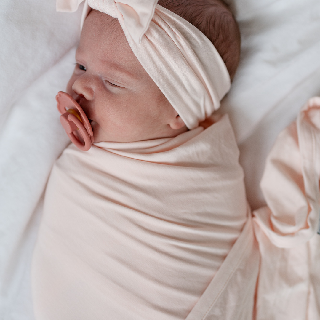 Bamboo Stretch Swaddle | Cloud White