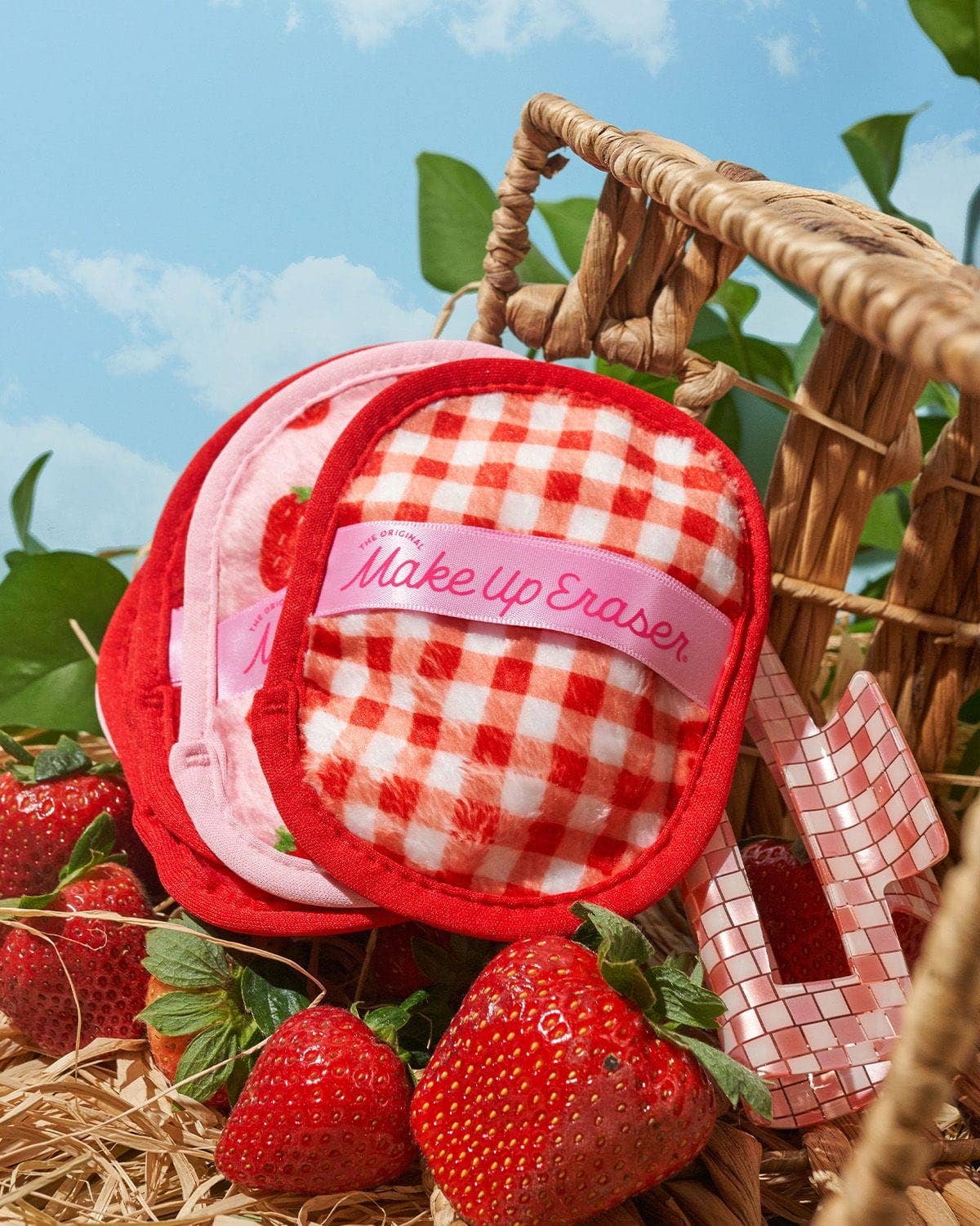 Strawberry Fields MakeupEraser 7-Day Set