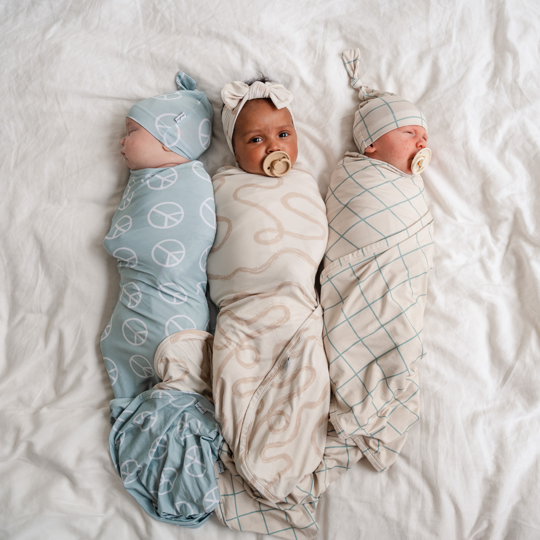 Bamboo Stretch Swaddle | Cloud White