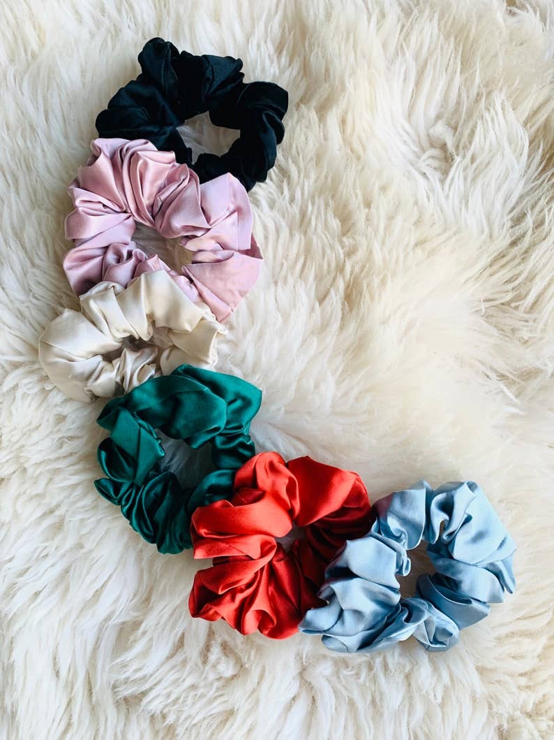 100% Silk Large Scrunchy | Ivory