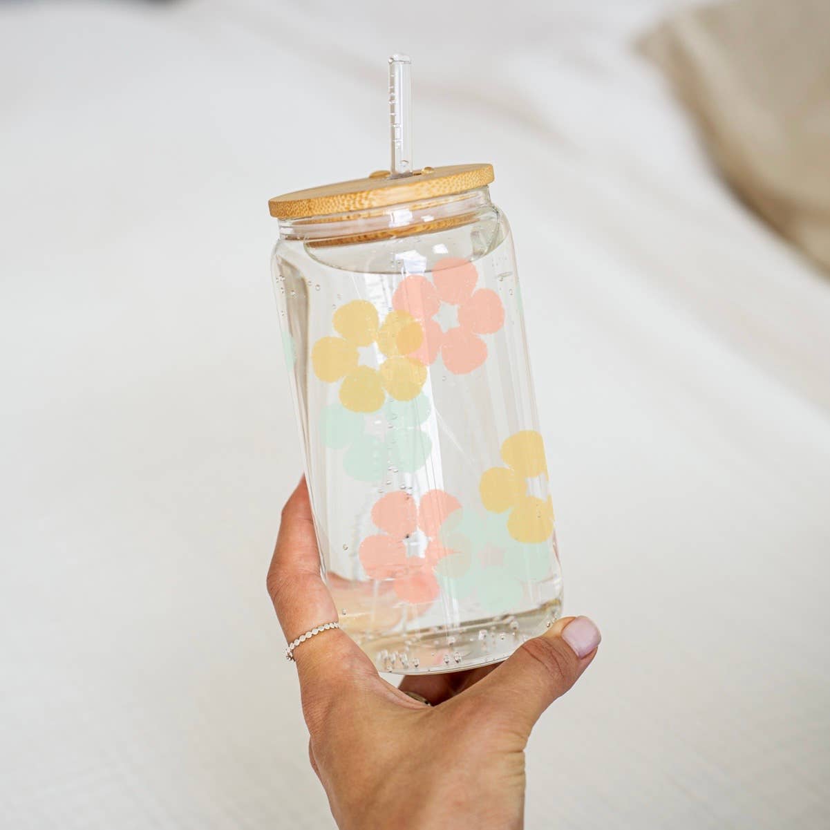 Spring Floral Glass Cup w/ Lid and Straw